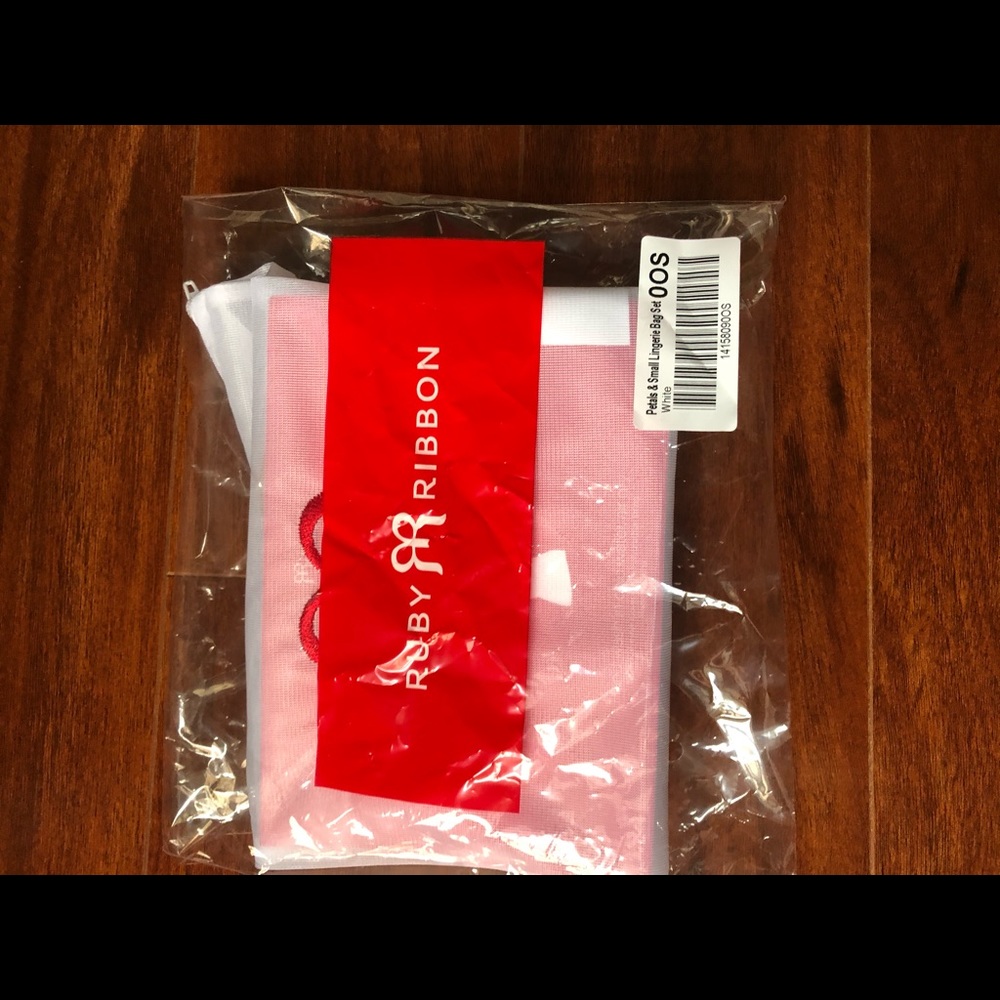 Ruby Ribbon Petals